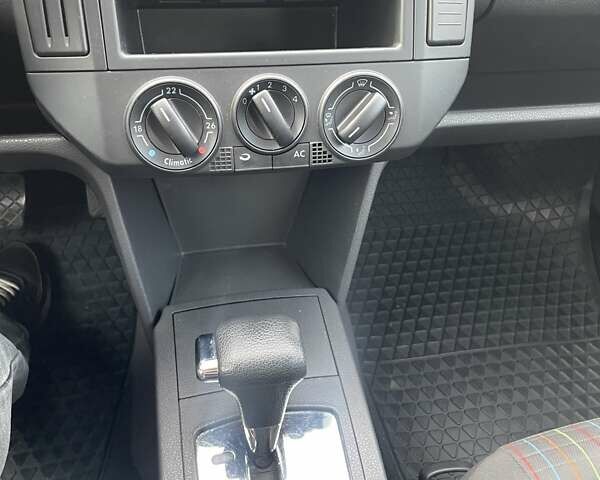 Черный Фольксваген Поло, объемом двигателя 1.4 л и пробегом 114 тыс. км за 6499 $, фото 34 на Automoto.ua