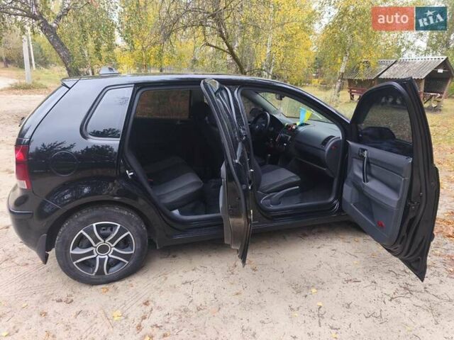 Чорний Фольксваген Поло, об'ємом двигуна 1.4 л та пробігом 265 тис. км за 4500 $, фото 16 на Automoto.ua