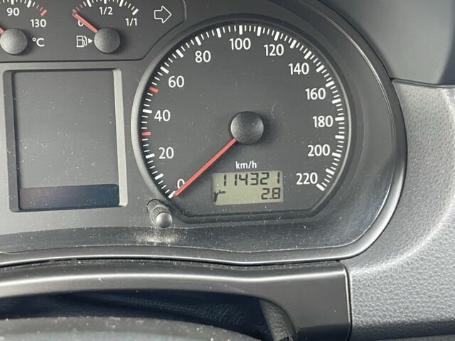 Чорний Фольксваген Поло, об'ємом двигуна 1.4 л та пробігом 114 тис. км за 6499 $, фото 3 на Automoto.ua