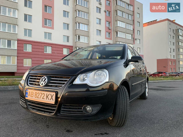 Черный Фольксваген Поло, объемом двигателя 1.4 л и пробегом 190 тыс. км за 6999 $, фото 3 на Automoto.ua