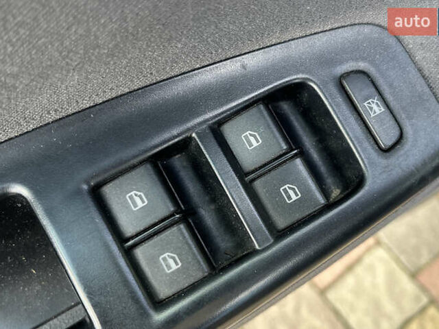 Черный Фольксваген Поло, объемом двигателя 1.39 л и пробегом 247 тыс. км за 4600 $, фото 16 на Automoto.ua