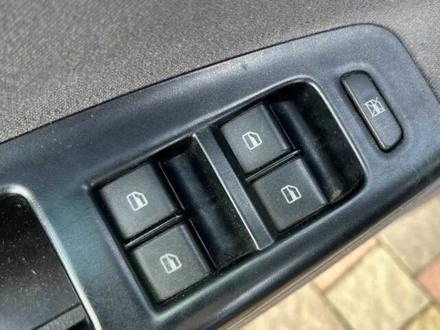 Чорний Фольксваген Поло, об'ємом двигуна 1.4 л та пробігом 247 тис. км за 4600 $, фото 16 на Automoto.ua