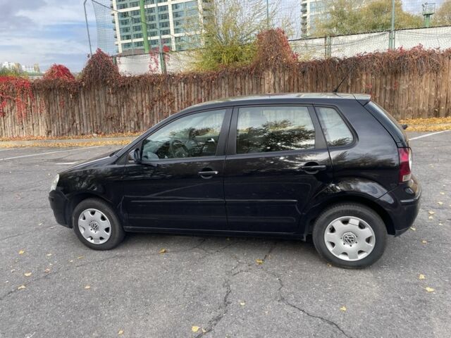 Чорний Фольксваген Поло, об'ємом двигуна 1.4 л та пробігом 114 тис. км за 6499 $, фото 7 на Automoto.ua