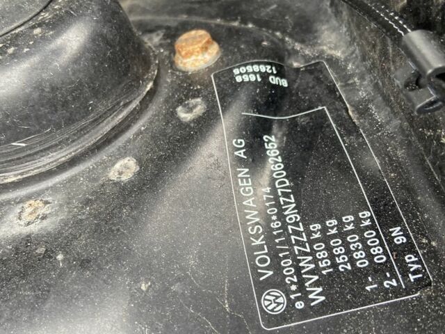 Чорний Фольксваген Поло, об'ємом двигуна 1.4 л та пробігом 217 тис. км за 5650 $, фото 21 на Automoto.ua