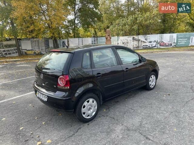 Черный Фольксваген Поло, объемом двигателя 1.4 л и пробегом 114 тыс. км за 6499 $, фото 4 на Automoto.ua