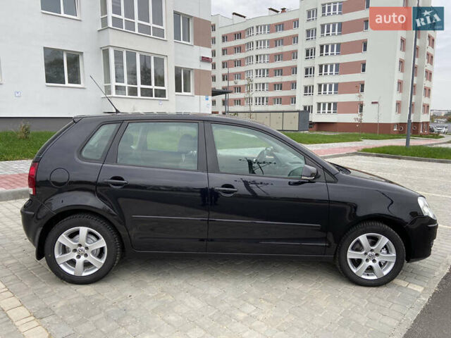 Чорний Фольксваген Поло, об'ємом двигуна 1.4 л та пробігом 218 тис. км за 5650 $, фото 13 на Automoto.ua