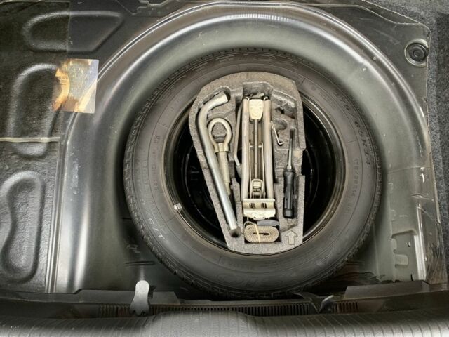 Черный Фольксваген Поло, объемом двигателя 1.6 л и пробегом 208 тыс. км за 5250 $, фото 7 на Automoto.ua