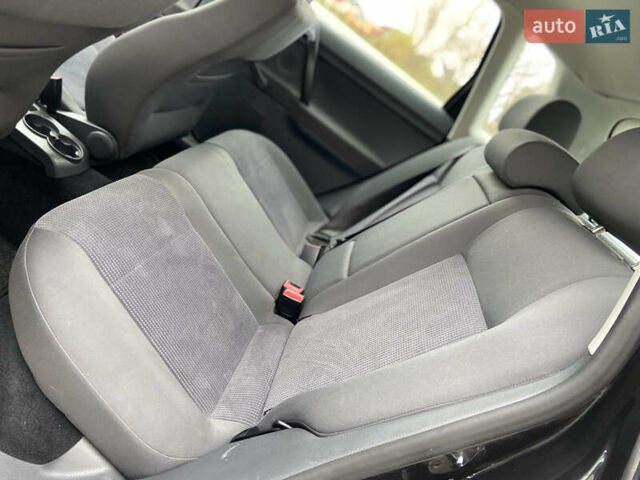 Чорний Фольксваген Поло, об'ємом двигуна 1.4 л та пробігом 218 тис. км за 5650 $, фото 40 на Automoto.ua