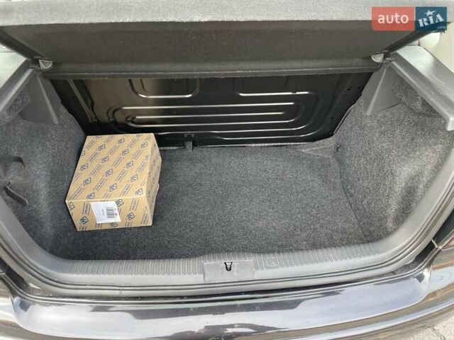 Черный Фольксваген Поло, объемом двигателя 1.4 л и пробегом 114 тыс. км за 6499 $, фото 16 на Automoto.ua