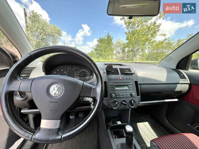 Чорний Фольксваген Поло, об'ємом двигуна 1.2 л та пробігом 234 тис. км за 4500 $, фото 5 на Automoto.ua