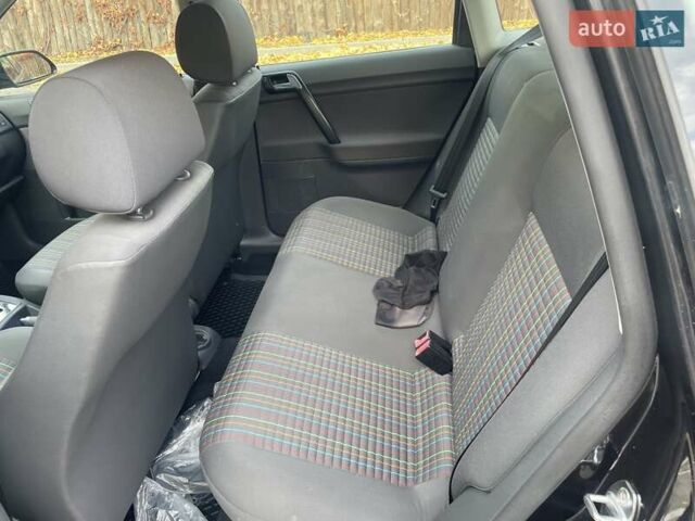 Черный Фольксваген Поло, объемом двигателя 1.4 л и пробегом 114 тыс. км за 6499 $, фото 14 на Automoto.ua