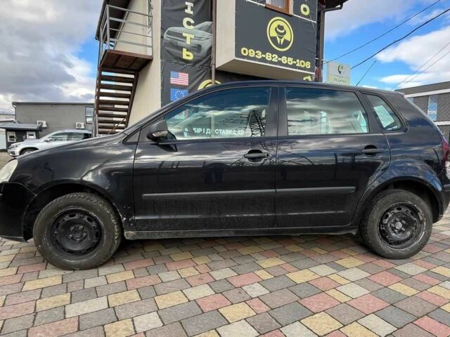 Чорний Фольксваген Поло, об'ємом двигуна 1.4 л та пробігом 247 тис. км за 4600 $, фото 3 на Automoto.ua