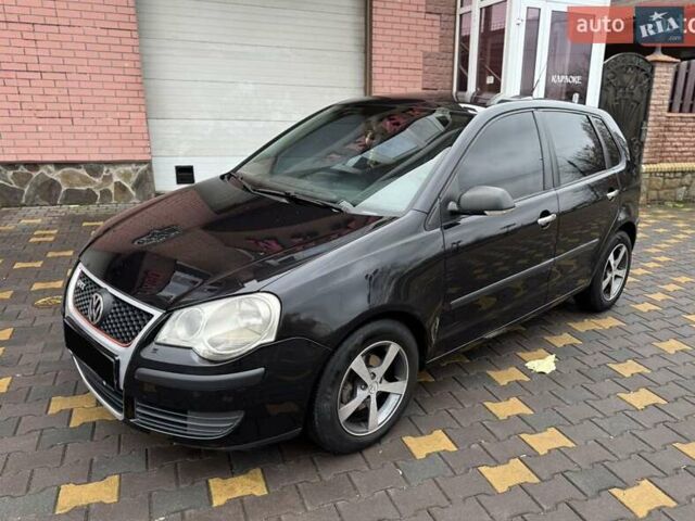 Черный Фольксваген Поло, объемом двигателя 1.4 л и пробегом 212 тыс. км за 4500 $, фото 1 на Automoto.ua