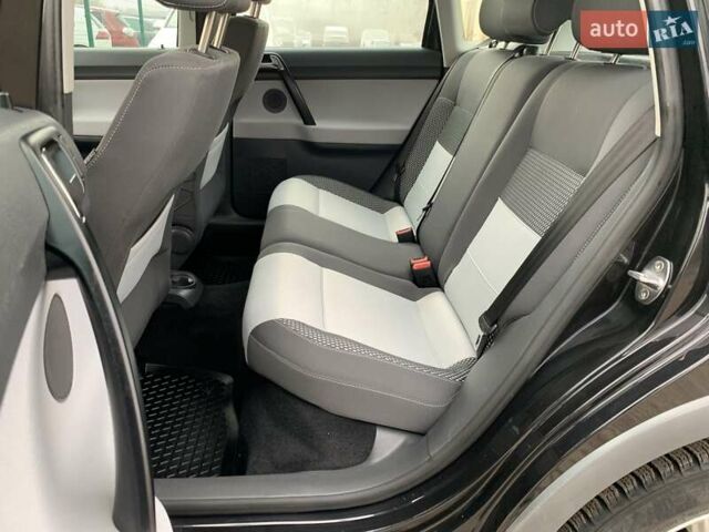 Черный Фольксваген Поло, объемом двигателя 1.4 л и пробегом 153 тыс. км за 6255 $, фото 26 на Automoto.ua