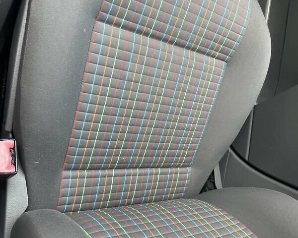 Черный Фольксваген Поло, объемом двигателя 1.4 л и пробегом 114 тыс. км за 6499 $, фото 35 на Automoto.ua