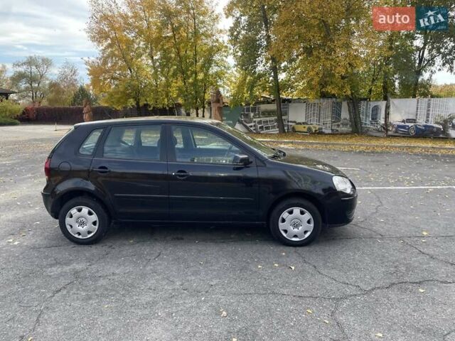 Черный Фольксваген Поло, объемом двигателя 1.4 л и пробегом 114 тыс. км за 6499 $, фото 3 на Automoto.ua