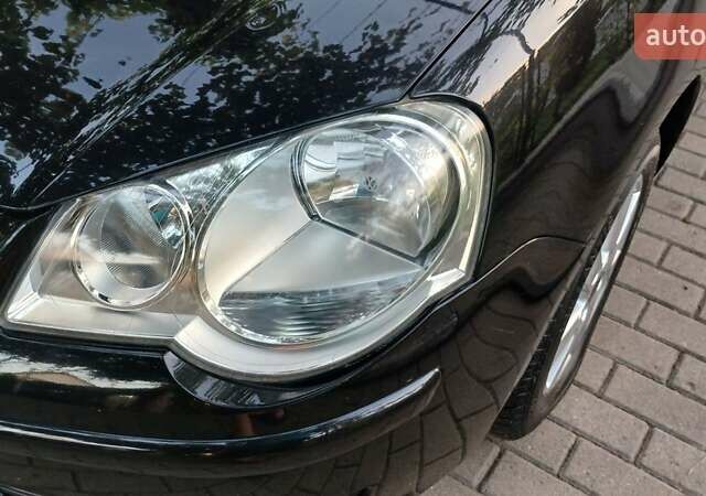 Черный Фольксваген Поло, объемом двигателя 1.4 л и пробегом 211 тыс. км за 4700 $, фото 25 на Automoto.ua