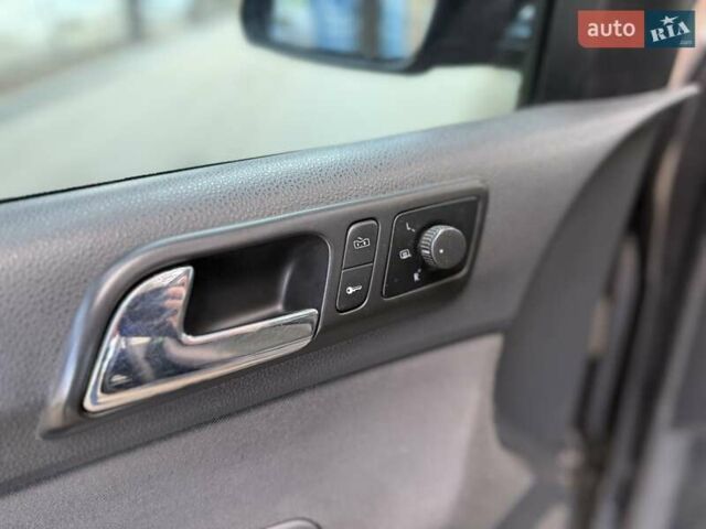 Чорний Фольксваген Поло, об'ємом двигуна 1.4 л та пробігом 327 тис. км за 3450 $, фото 15 на Automoto.ua