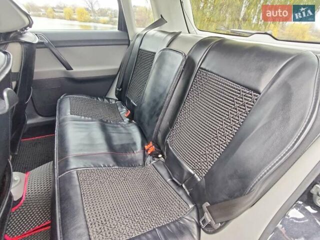 Черный Фольксваген Поло, объемом двигателя 1.4 л и пробегом 170 тыс. км за 5900 $, фото 20 на Automoto.ua