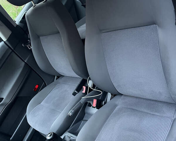 Чорний Фольксваген Поло, об'ємом двигуна 1.4 л та пробігом 197 тис. км за 5650 $, фото 20 на Automoto.ua