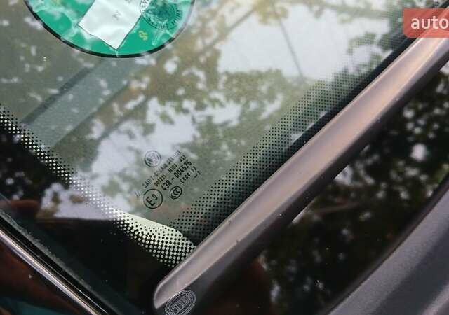 Черный Фольксваген Поло, объемом двигателя 1.4 л и пробегом 211 тыс. км за 4700 $, фото 13 на Automoto.ua