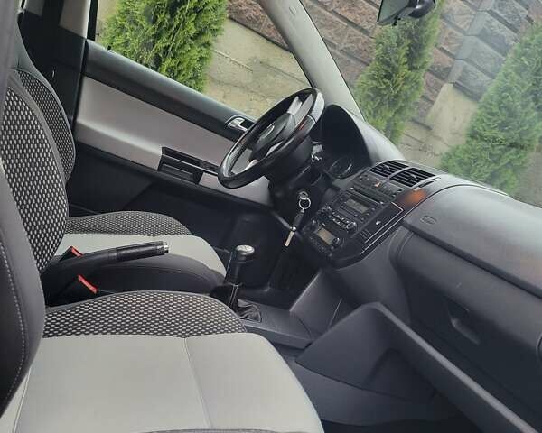 Чорний Фольксваген Поло, об'ємом двигуна 1.6 л та пробігом 185 тис. км за 5700 $, фото 9 на Automoto.ua