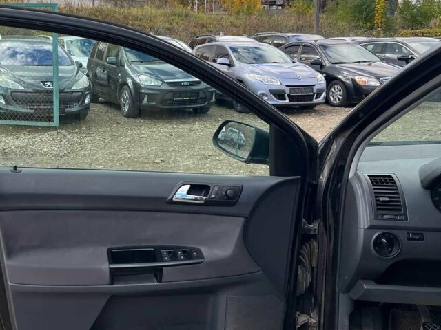 Чорний Фольксваген Поло, об'ємом двигуна 1.4 л та пробігом 247 тис. км за 4600 $, фото 15 на Automoto.ua