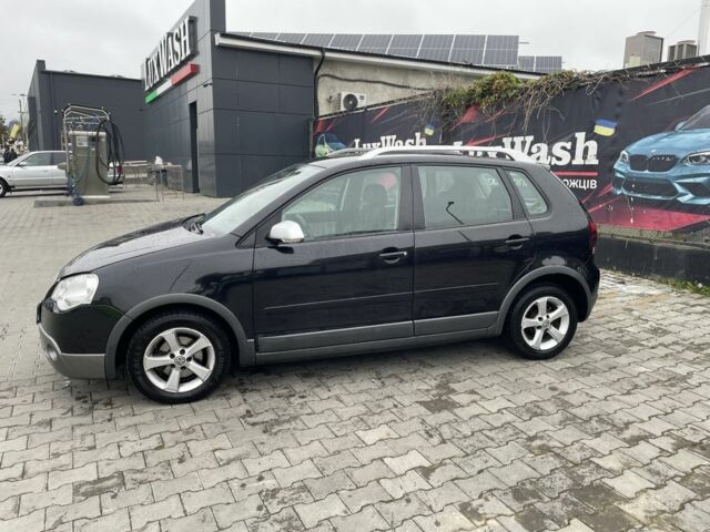 Черный Фольксваген Поло, объемом двигателя 1.4 л и пробегом 119 тыс. км за 6150 $, фото 7 на Automoto.ua