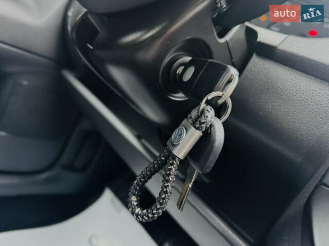 Черный Фольксваген Поло, объемом двигателя 1.6 л и пробегом 147 тыс. км за 6799 $, фото 73 на Automoto.ua
