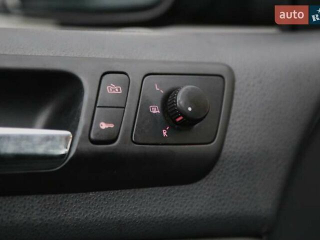 Черный Фольксваген Поло, объемом двигателя 1.4 л и пробегом 168 тыс. км за 5200 $, фото 22 на Automoto.ua