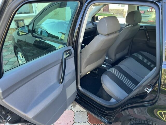 Черный Фольксваген Поло, объемом двигателя 1.6 л и пробегом 133 тыс. км за 5900 $, фото 15 на Automoto.ua