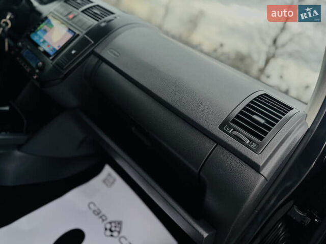 Черный Фольксваген Поло, объемом двигателя 1.6 л и пробегом 147 тыс. км за 6799 $, фото 77 на Automoto.ua