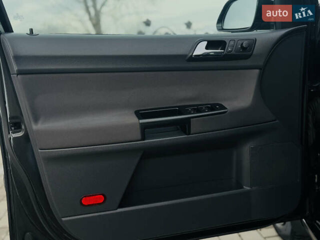 Черный Фольксваген Поло, объемом двигателя 1.6 л и пробегом 147 тыс. км за 6799 $, фото 38 на Automoto.ua