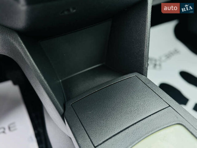 Черный Фольксваген Поло, объемом двигателя 1.6 л и пробегом 147 тыс. км за 6799 $, фото 60 на Automoto.ua