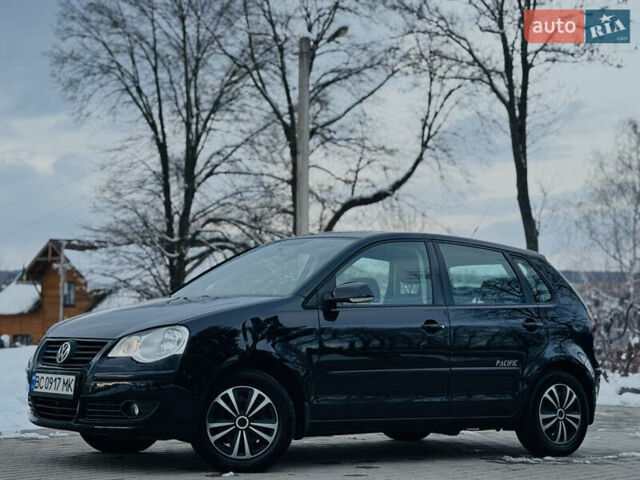 Черный Фольксваген Поло, объемом двигателя 1.6 л и пробегом 147 тыс. км за 6799 $, фото 5 на Automoto.ua