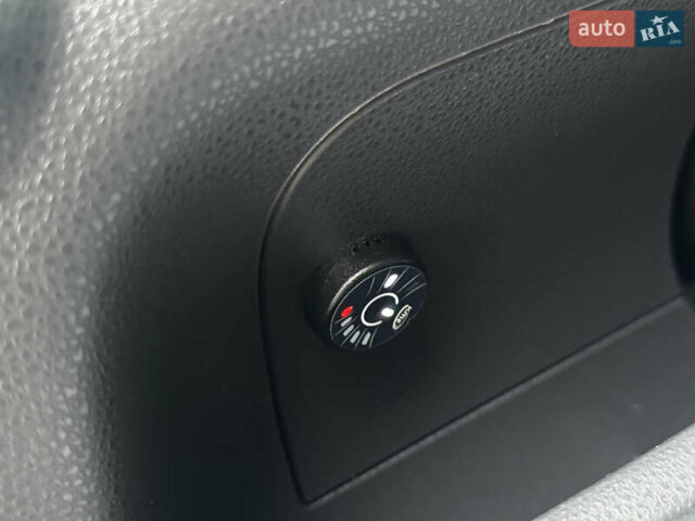 Черный Фольксваген Поло, объемом двигателя 1.6 л и пробегом 147 тыс. км за 6799 $, фото 44 на Automoto.ua