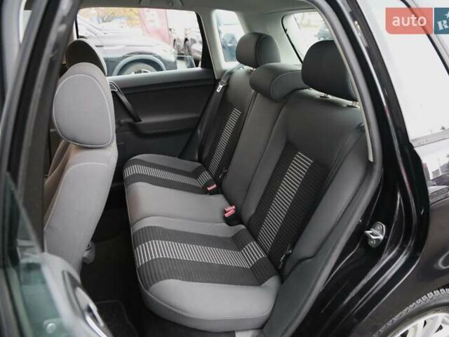 Черный Фольксваген Поло, объемом двигателя 1.4 л и пробегом 168 тыс. км за 5200 $, фото 11 на Automoto.ua