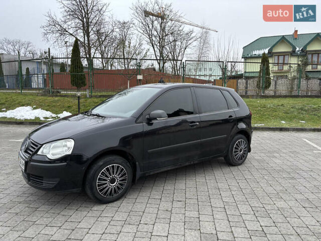 Чорний Фольксваген Поло, об'ємом двигуна 1.4 л та пробігом 143 тис. км за 5300 $, фото 6 на Automoto.ua