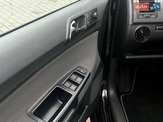 Черный Фольксваген Поло, объемом двигателя 1.4 л и пробегом 214 тыс. км за 5200 $, фото 10 на Automoto.ua