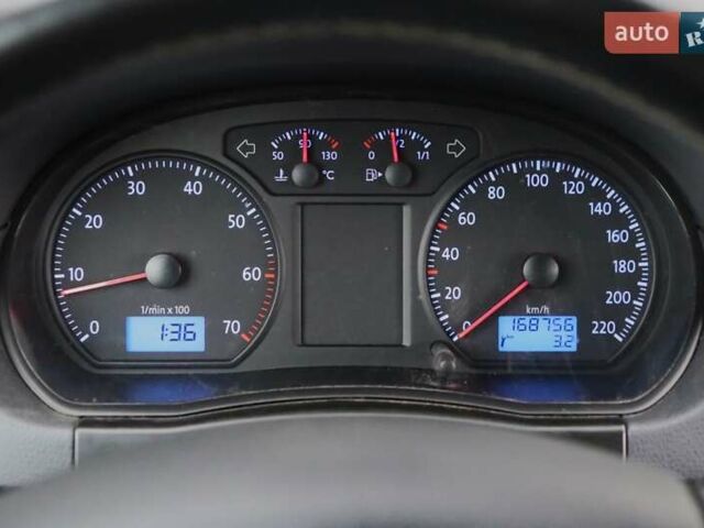 Черный Фольксваген Поло, объемом двигателя 1.4 л и пробегом 168 тыс. км за 5200 $, фото 18 на Automoto.ua