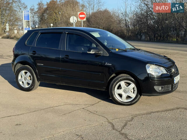 Черный Фольксваген Поло, объемом двигателя 1.6 л и пробегом 214 тыс. км за 6750 $, фото 29 на Automoto.ua