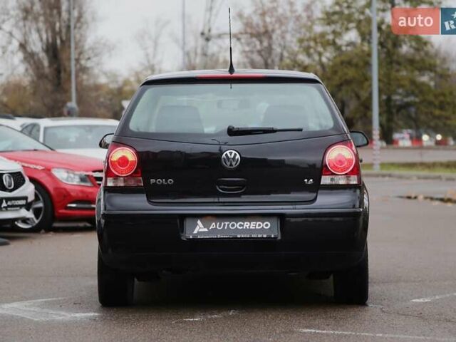 Черный Фольксваген Поло, объемом двигателя 1.4 л и пробегом 168 тыс. км за 5200 $, фото 6 на Automoto.ua
