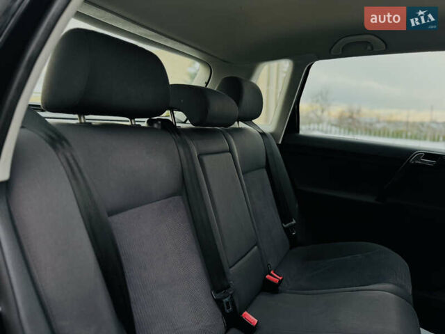 Черный Фольксваген Поло, объемом двигателя 1.6 л и пробегом 147 тыс. км за 6799 $, фото 84 на Automoto.ua