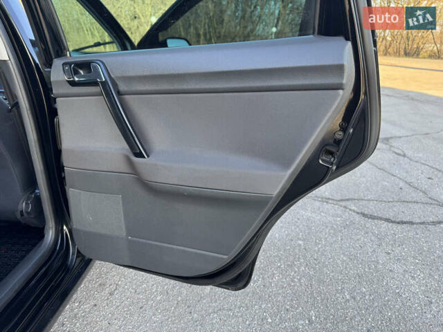 Черный Фольксваген Поло, объемом двигателя 1.6 л и пробегом 214 тыс. км за 6750 $, фото 17 на Automoto.ua