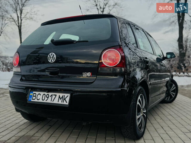 Черный Фольксваген Поло, объемом двигателя 1.6 л и пробегом 147 тыс. км за 6799 $, фото 29 на Automoto.ua