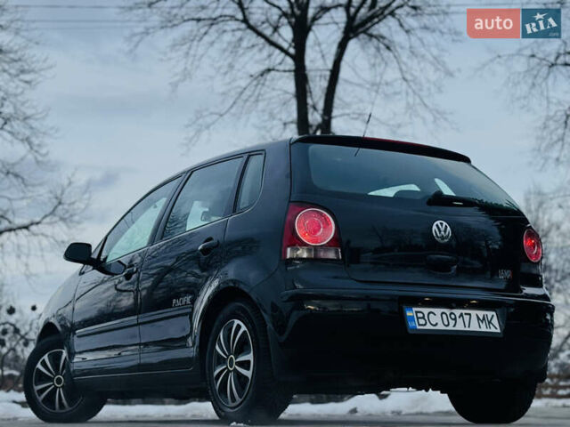 Черный Фольксваген Поло, объемом двигателя 1.6 л и пробегом 147 тыс. км за 6799 $, фото 19 на Automoto.ua