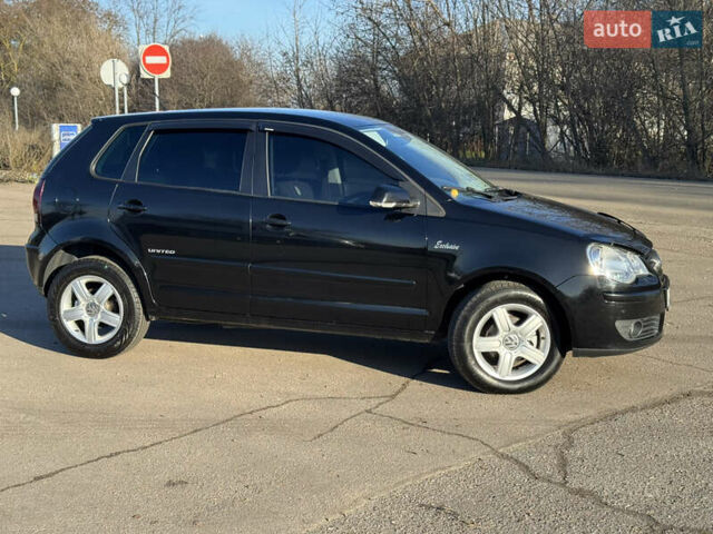 Черный Фольксваген Поло, объемом двигателя 1.6 л и пробегом 214 тыс. км за 6750 $, фото 37 на Automoto.ua