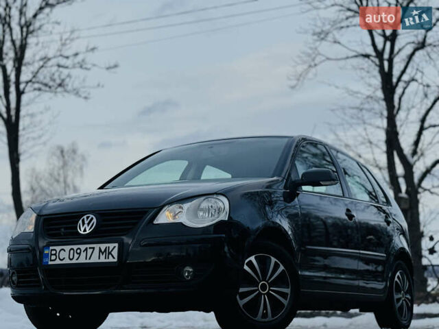 Черный Фольксваген Поло, объемом двигателя 1.6 л и пробегом 147 тыс. км за 6799 $, фото 2 на Automoto.ua