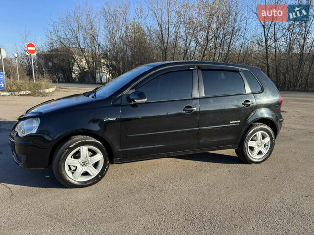 Чорний Фольксваген Поло, об'ємом двигуна 1.6 л та пробігом 214 тис. км за 6750 $, фото 24 на Automoto.ua