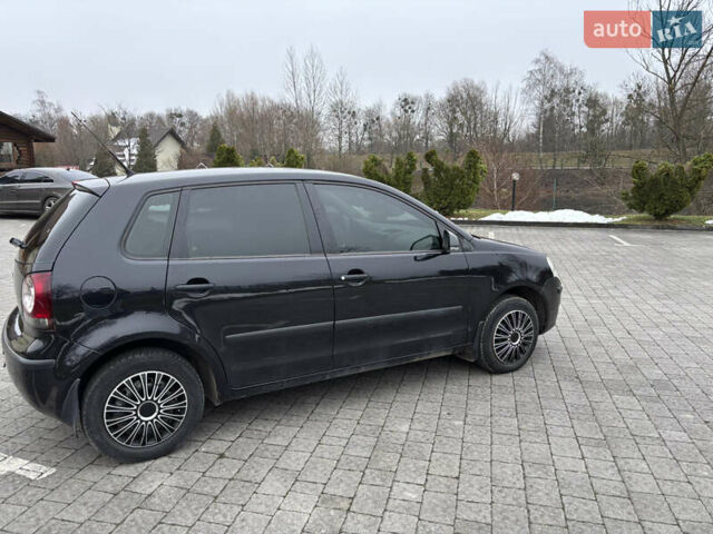 Чорний Фольксваген Поло, об'ємом двигуна 1.4 л та пробігом 143 тис. км за 5300 $, фото 2 на Automoto.ua